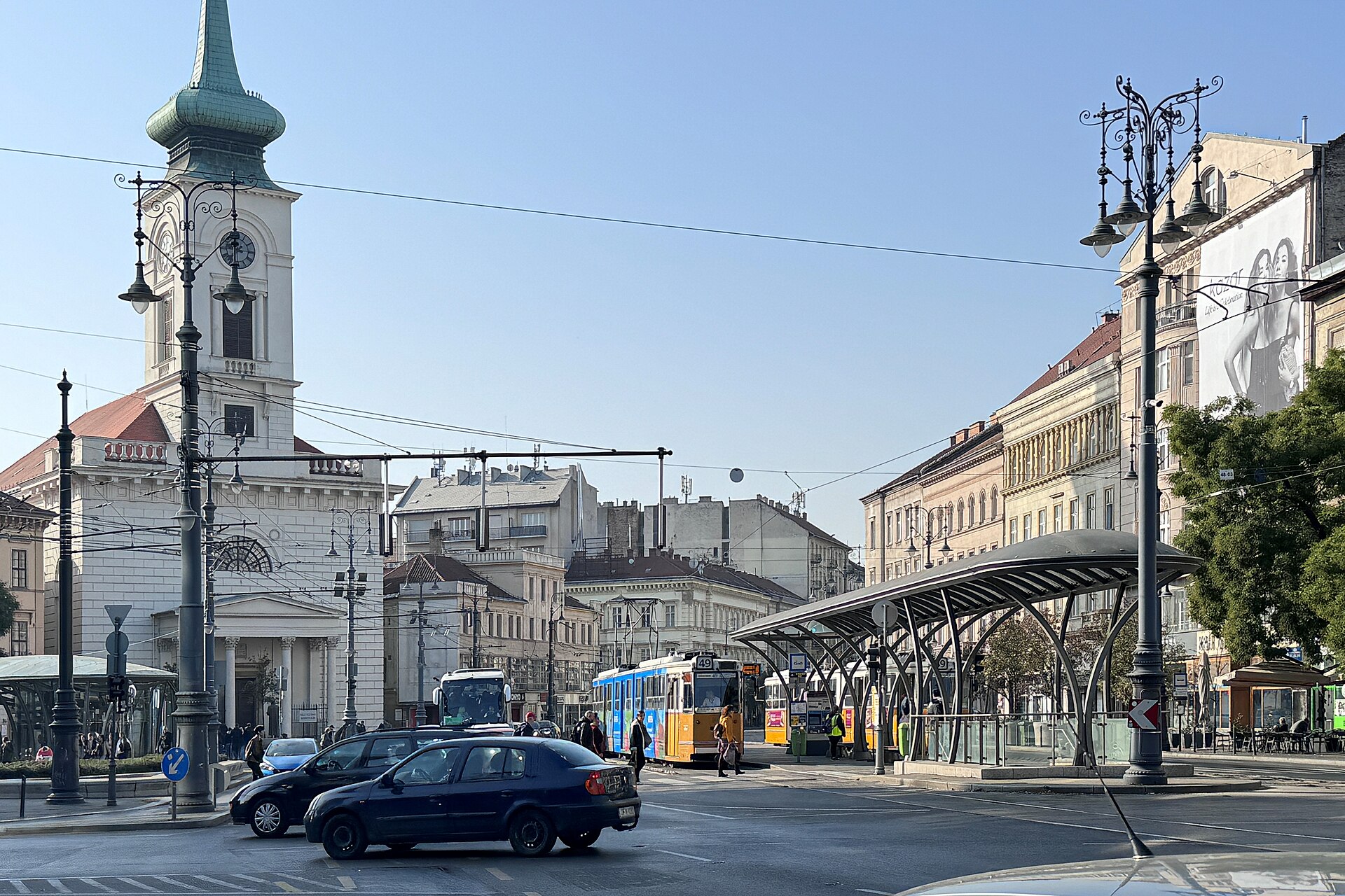 Kálvin tér v Budapešti – námestie, kde funguje mestské odbavenie batožiny Wizz Air